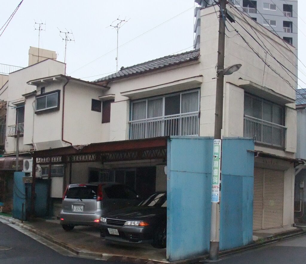 リフォーム前の店舗併用住宅